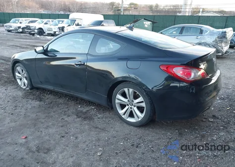 2010 Hyundai Genesis 2.0T Premium z USA, uszkodzony, nr VIN KMHHT6KD1AU018669